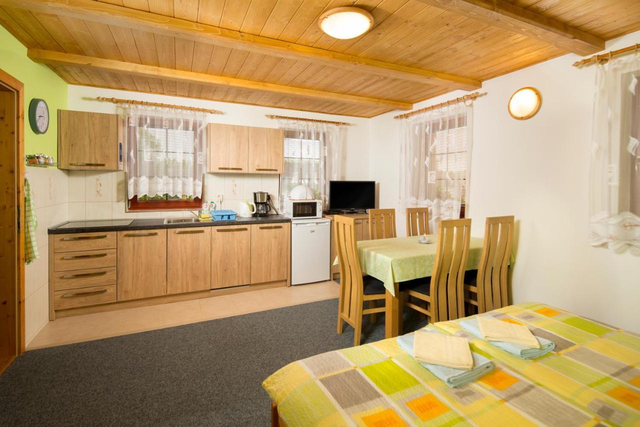 Ada Apartments Liptovský Trnovec Exteriér fotografie